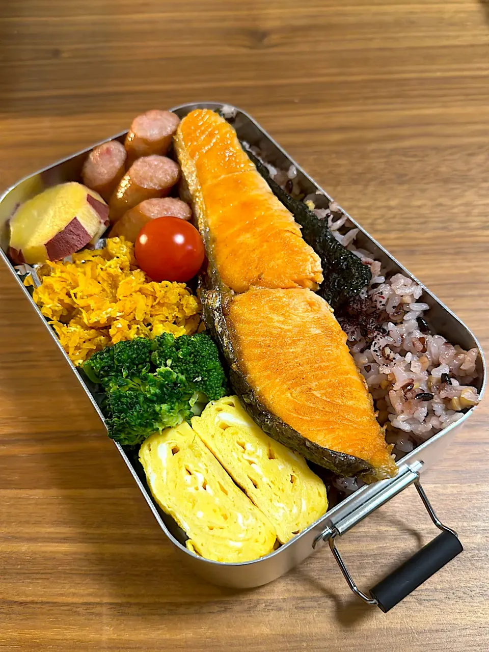 お弁当|メガネおばさんさん