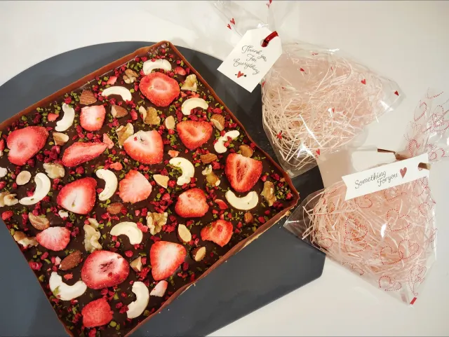 Snapdishの料理・レシピ写真:バレンタイン♡｜フルーツ×チョコレートで大人バレンタイン！