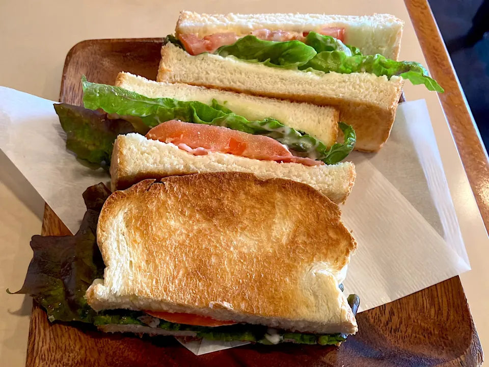 神戸　BLTサンド|しのさん