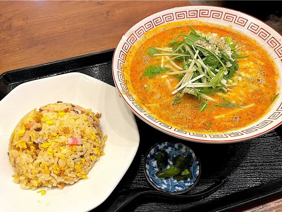 白担々麺＋ミニ炒飯🍜＠永楽|toshi,I🍴さん