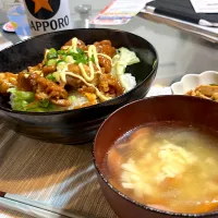 てりたま丼| さかもっつさん