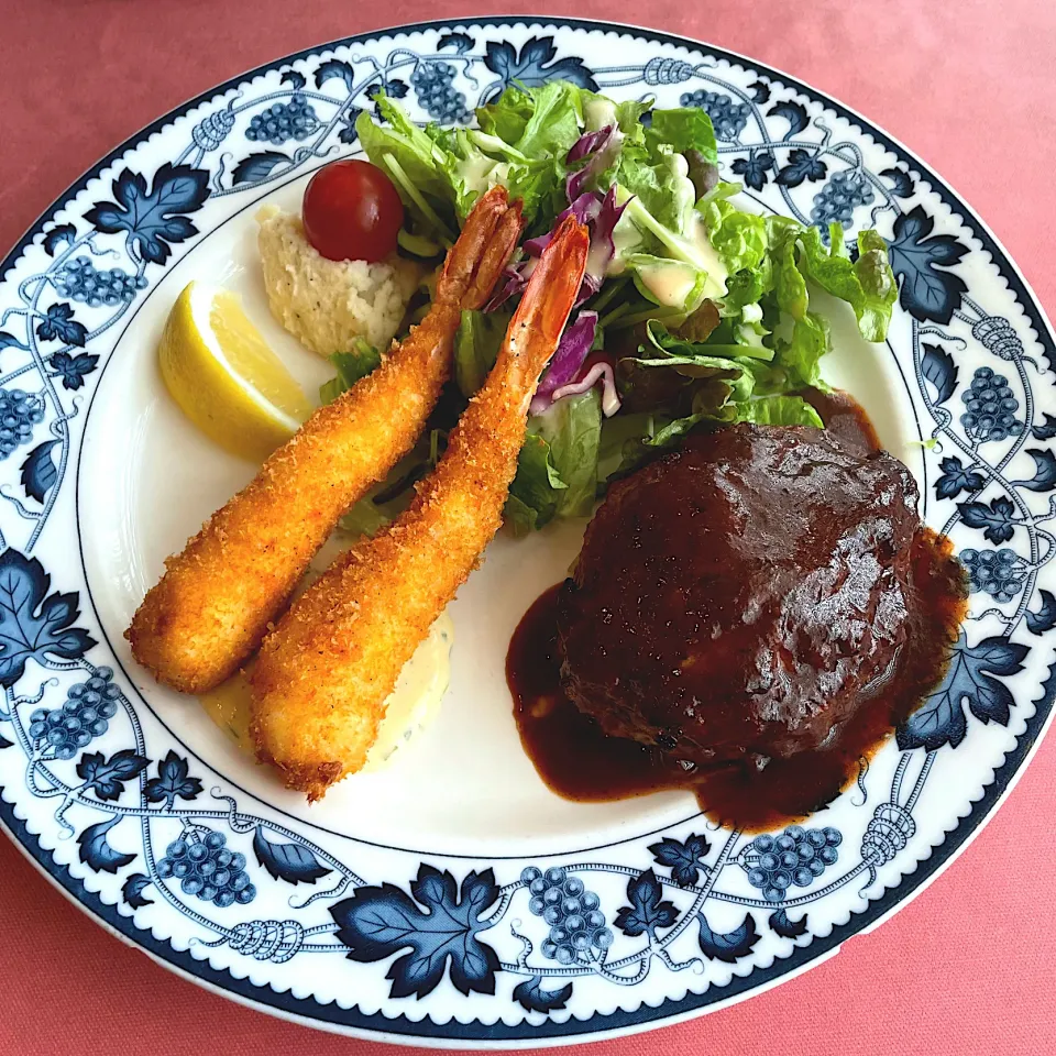 ハンバーグと海老フライ|七海さん