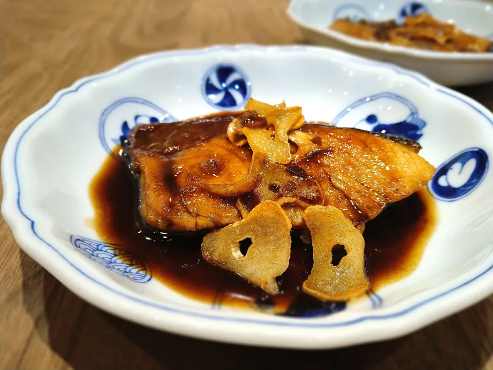 ぶりの黒酢醤油焼き|古尾谷りかこさん
