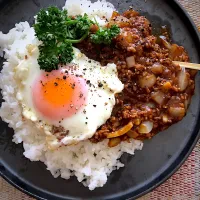 ハインツのデミグラスソースで作るこれ美味しすぎませんか❓|Tina Tomoko😋さん