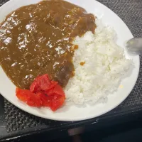 米沢市小野川温泉にあるおしょうし処しげ坊さんの米澤牛スジカレー🍛絶品でした。|りえはるさん