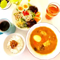 野菜サラダ🥗とスープカレー🍛|HAMI69さん