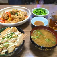 手羽元のコーラ煮（追いバター）・ハナッコリーの酢味噌・豚バラ丼・味噌汁🌺| chiyukiさん