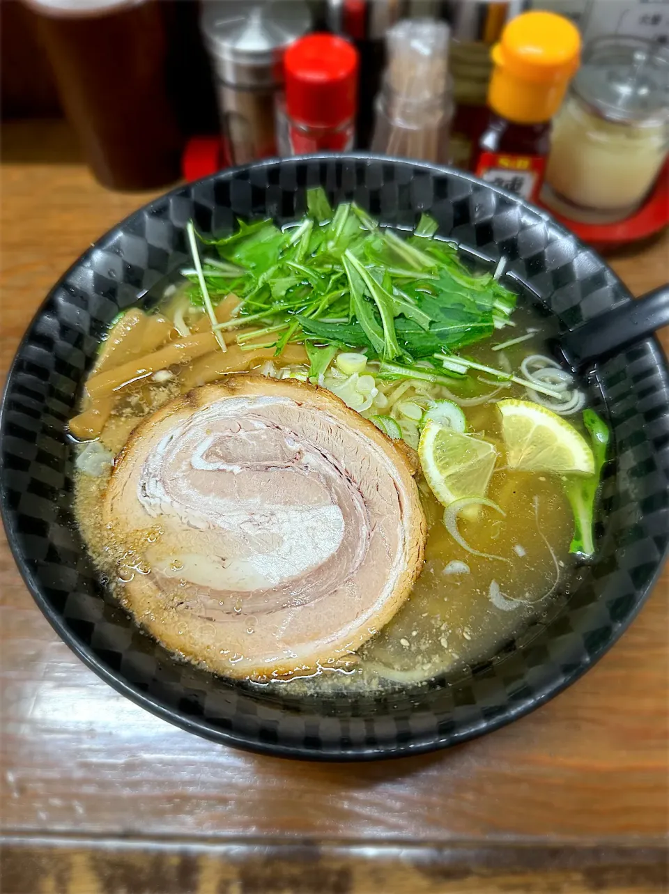塩ラーメン（太麺変更）@らー麺つやつや|morimi32さん