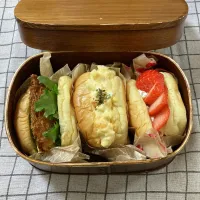 ロールパンサンド弁当|SaDaさん