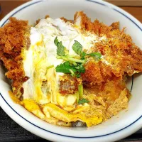 カツ丼（梅） ¥649| Blue Moon Caféさん