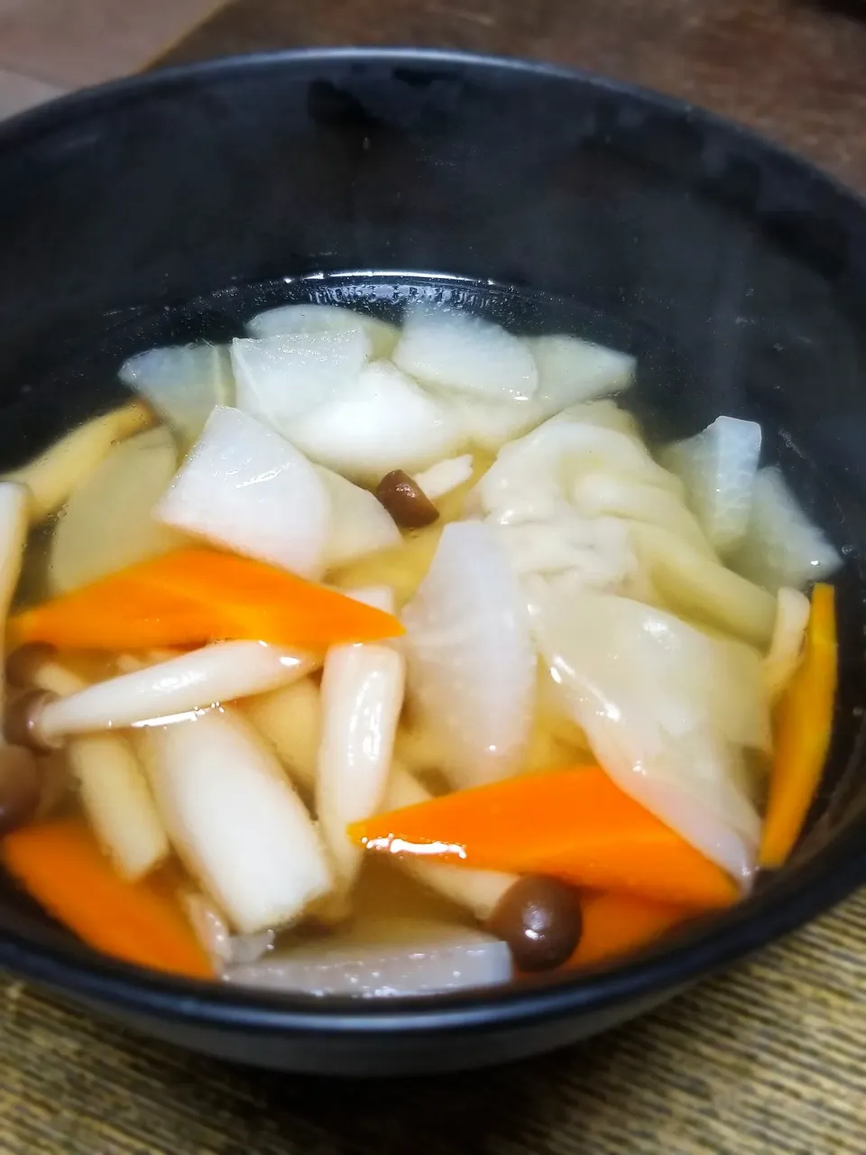 パパ作👨冷凍野菜deワンタンスープ|ぱんだのままんさん