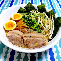 ぎんさんの料理 豚骨ラーメン|ももさん