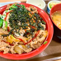 黒ビビンバ牛丼|cima4100さん