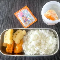 幼稚園のお弁当🍙熱望の唐揚げポテト弁当👧|みーぬさん