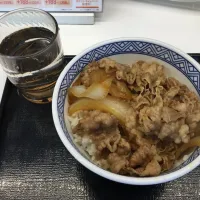 吉野家さんの牛丼・並(昼飯)|enarinさん