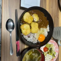 いつかの晩御飯は冷凍ナゲットのせレトルトカレー🍛|モモ&ハーブmama🐰🐹🐢🐠❤️さん