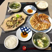 餃子、青梗菜の卵炒め、わかめスープ|kekekeさん