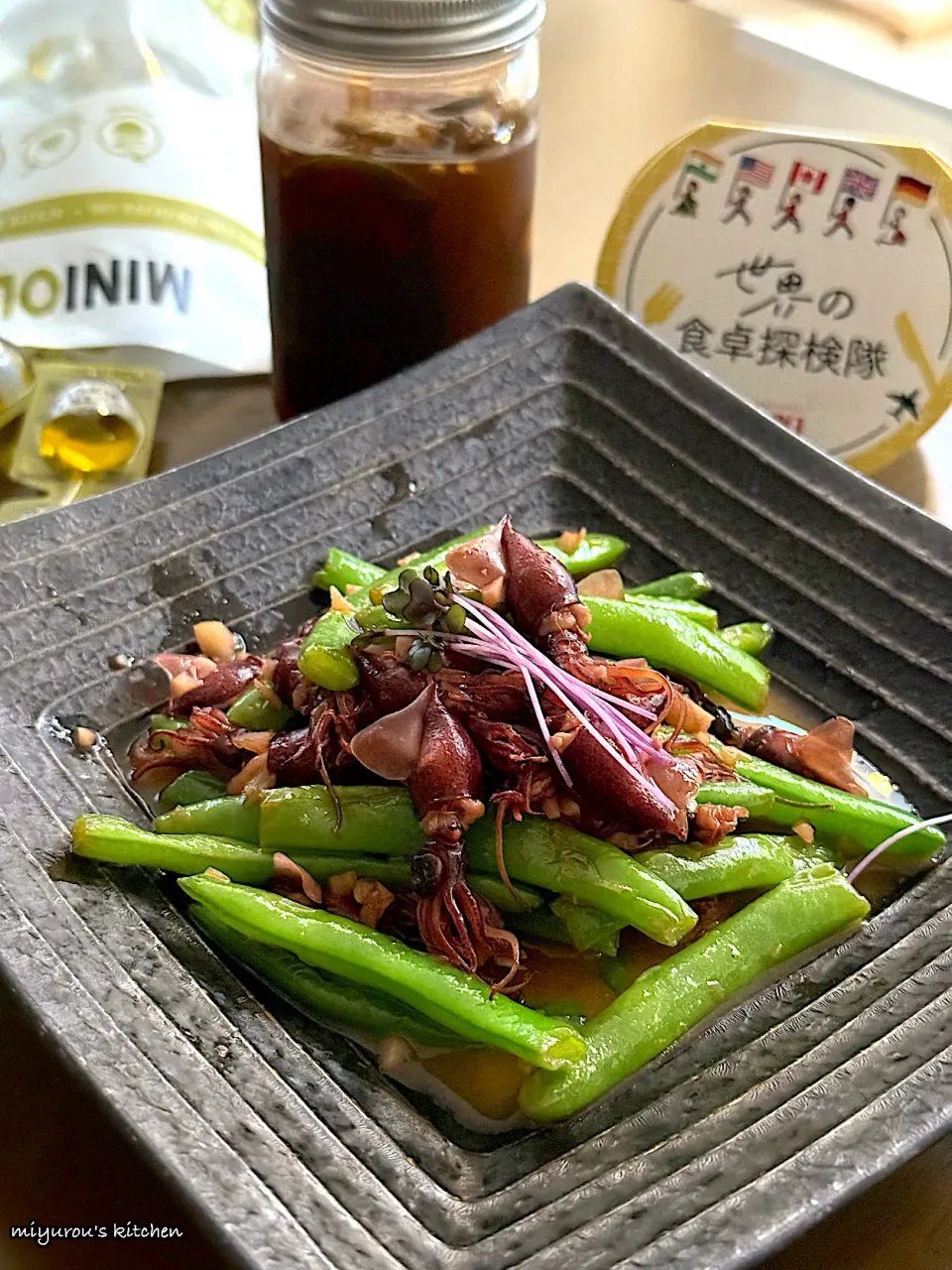 パパ氏さんの料理 パパ氏の自家製ナンプリックナンプラーでオハナシマンの砂肝のガリバタナンプリ‼️をホタルイカとインゲンで作ってみた😆|由美さん