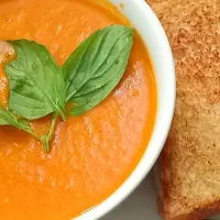 Tomato soup with cheese toastie 