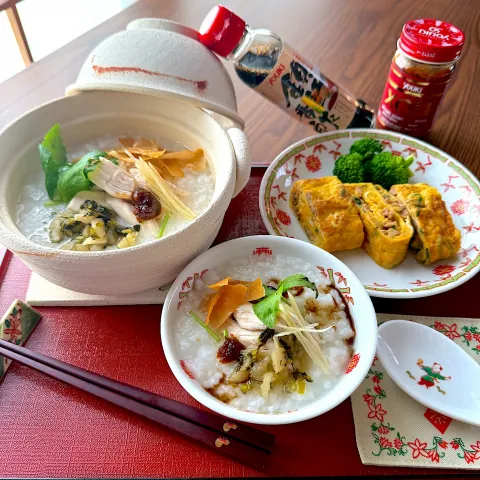 「鎮江香酢」を使ってみたSnapdishの料理・レシピ写真:中華粥と卵焼き