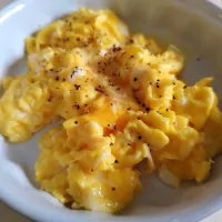 Yummy scrambled butter black pepper eggs breakfast 😍😍😍|🌷lynnlicious🌷さん