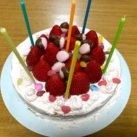 ＊べびたん６歳お誕生日ケーキ🎂＊ピンク色の苺ケーキ🍰＊|＊抹茶＊さん