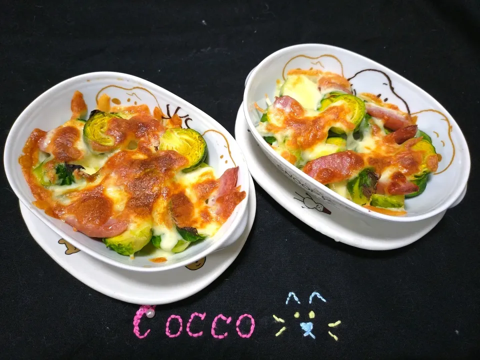 芽キャベツのチーズ焼き✨|cocco+さん