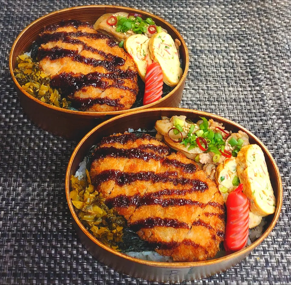 母とムスコのラブラブおソロ♪ソースグダグダ💦のりカツ弁当|からあげビールさん