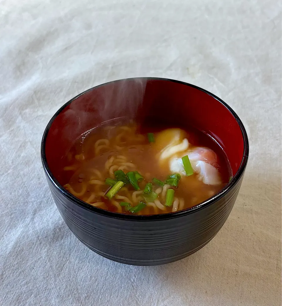 お昼にインスタントラーメン|かっちゃん杉さん