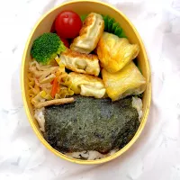 生春巻きの皮のチーズ焼き海苔弁当|ゆっきーさん