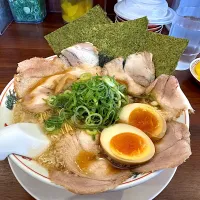 特製醤油全部のせラーメン|マハロ菊池さん