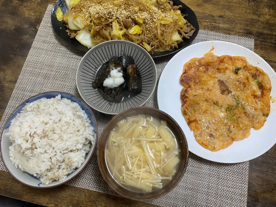 白菜豚肉春雨炒め　ナスの煮浸し　山芋焼き　麦ご飯　味噌汁|♡misaki♡さん
