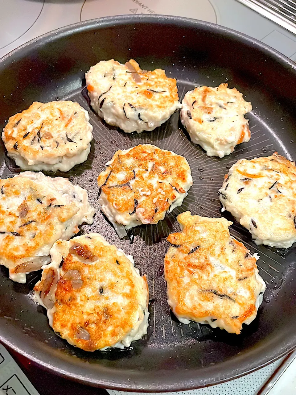 おっさんご飯　豆腐ひじきつくね🐔|ひげおやじさん