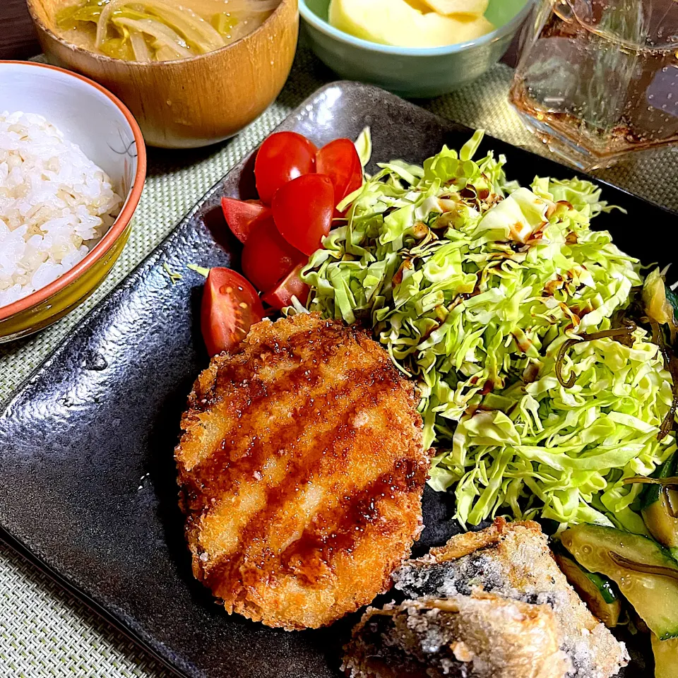 2/20晩ご飯：コロッケ＆鯖竜田揚げ|ななみんさん