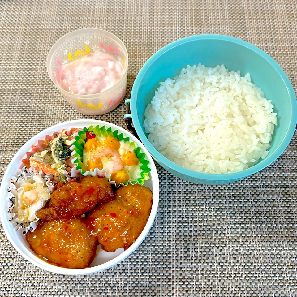 チリソース唐揚げ弁当。娘弁当。|ゆーこ。さん