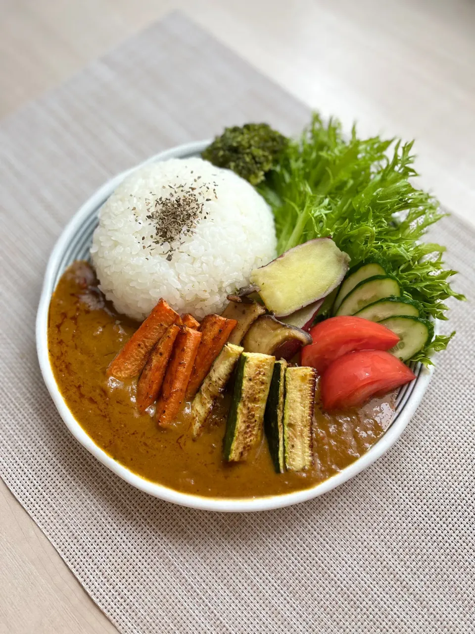 もりもりカレー🍛|ENO🧚🏼‍♀️🌿さん