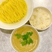 グリーンカレーつけ麺|颯爽の遊び場さん