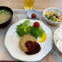 寮の朝ごはん😋|すかラインさん