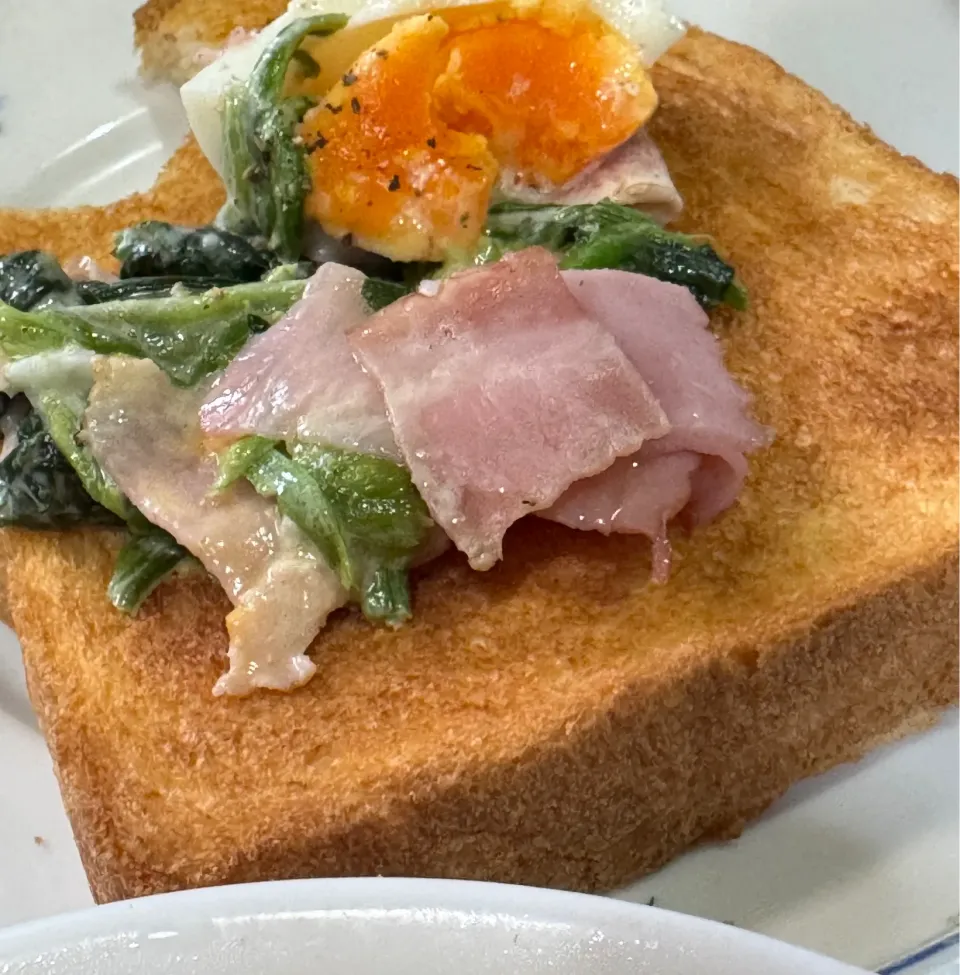 GGGさんの料理 ほうれん草、ベーコン＆ゆで卵de絶品サラダ♡|🐧ペンギン2さん