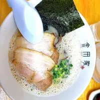 金田家　本店　黒豚ラーメン|ちーさんさん