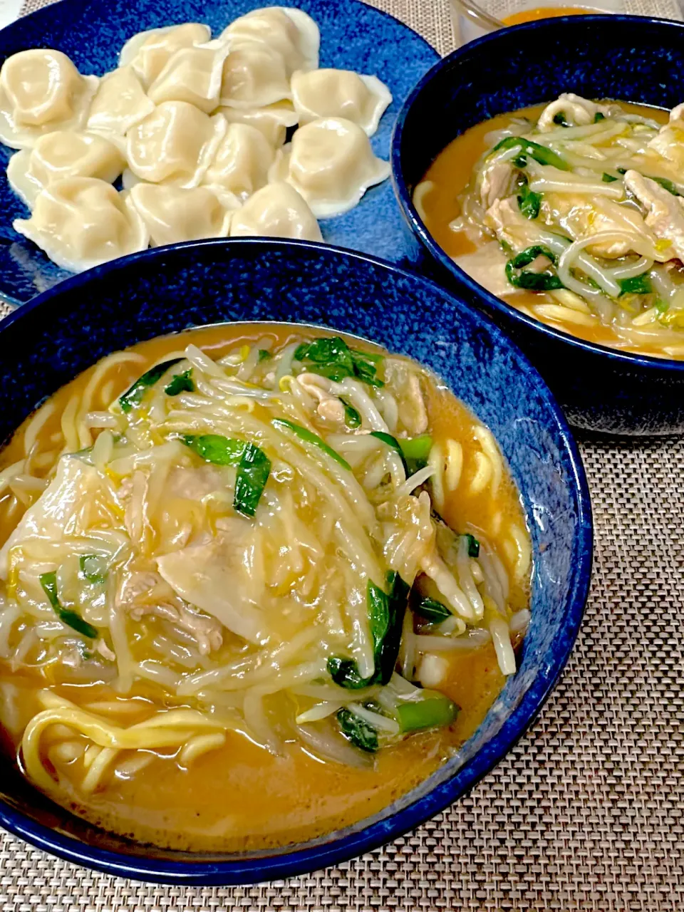 あんかけ魚介醤油ラーメンと水餃子。|ゆーこ。さん
