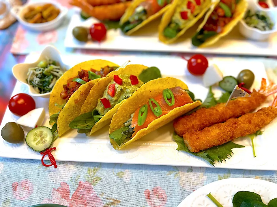 初めてのタコス🌮です|ことはさん