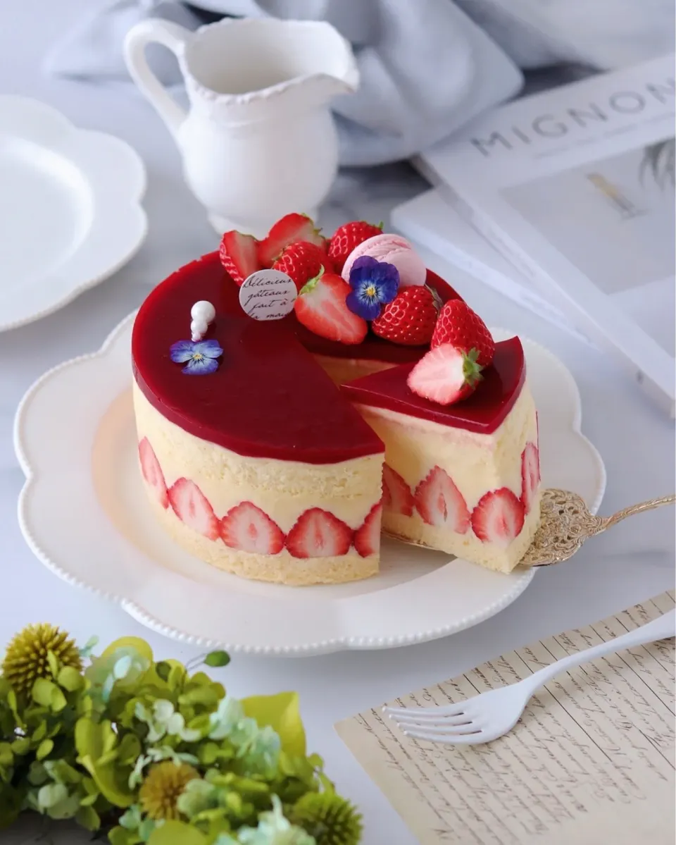 いちごのフレジェ🍓|もえさん