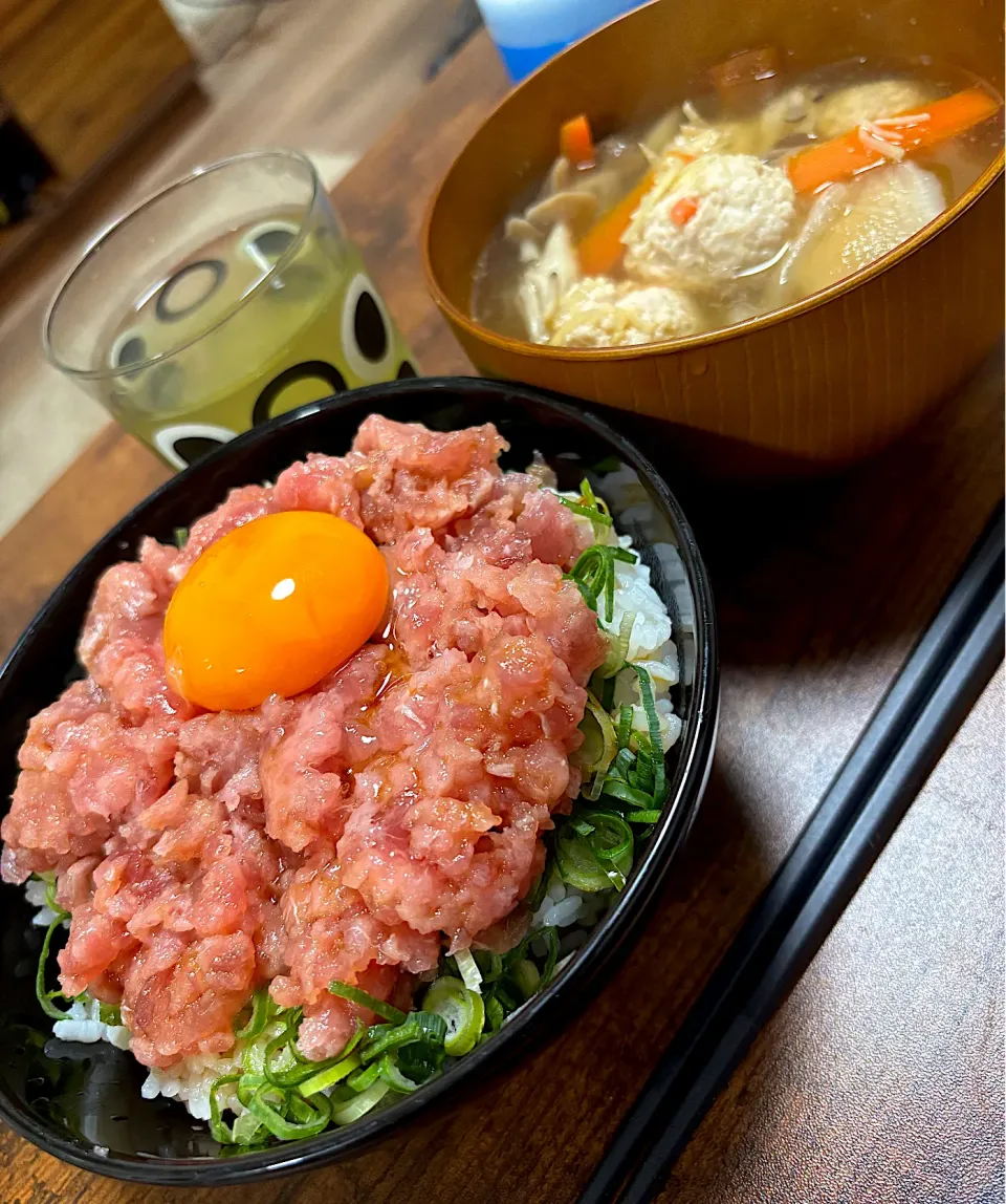 マグロのたたき丼　つくね汁|まあくん🌈💙🧸さん