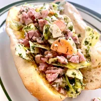 Salsiccia and White Cabbage Sandwich|gonbenさん