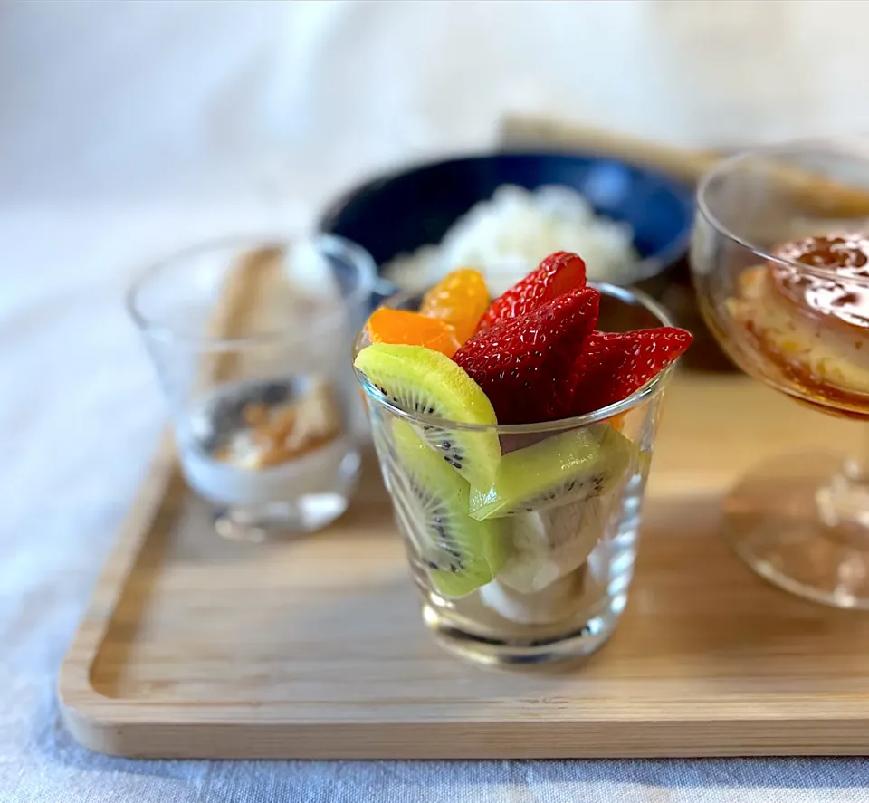 朝ごはんの果物|かっちゃん杉さん