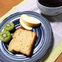 本日のおやつ　パウンドケーキ| はるみさん