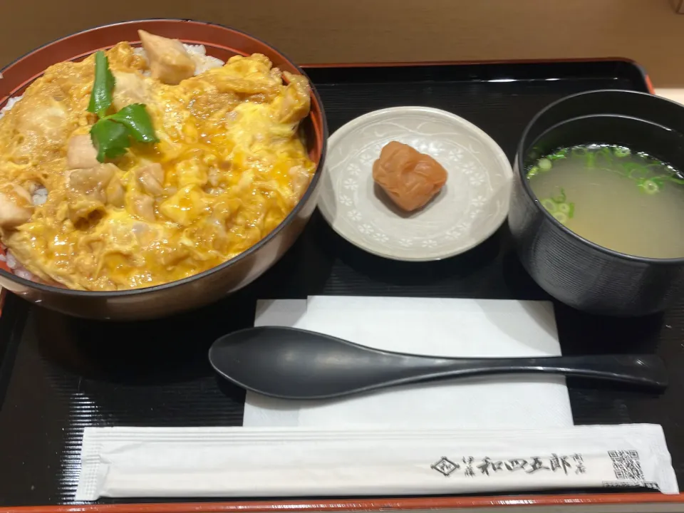 名古屋コーチン親子丼🐓|まさとさん