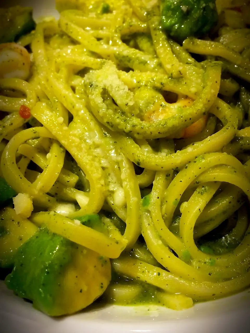 もっちもち♡麺から作ったパスタ🍝ブロッコリージェノベーゼ(アボカド・エビ・ベビホタテ入り)|💍ごはん🍚さん