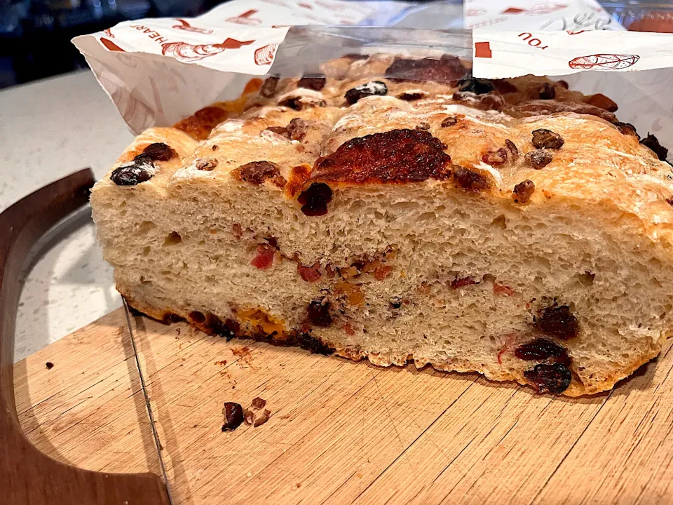 Cranberry walnut bacon cheese bread|🌺IAnneさん